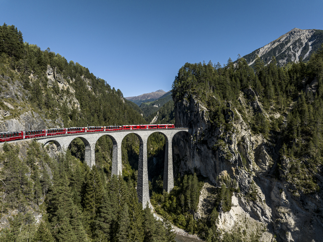 Bernina Express  Švýcarsko vlakem 20